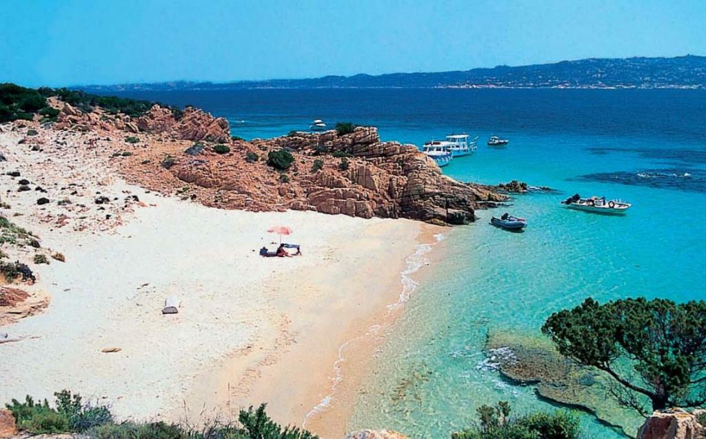Case Vacanze La Conia Cannigione Exteriér fotografie
